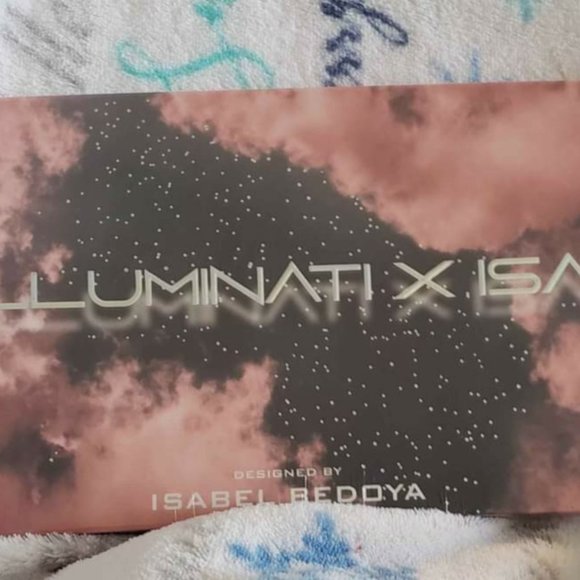 ILLUMINATI COSMETICS X ISA GLAM PALETTE $30 - Picture 1 of 5